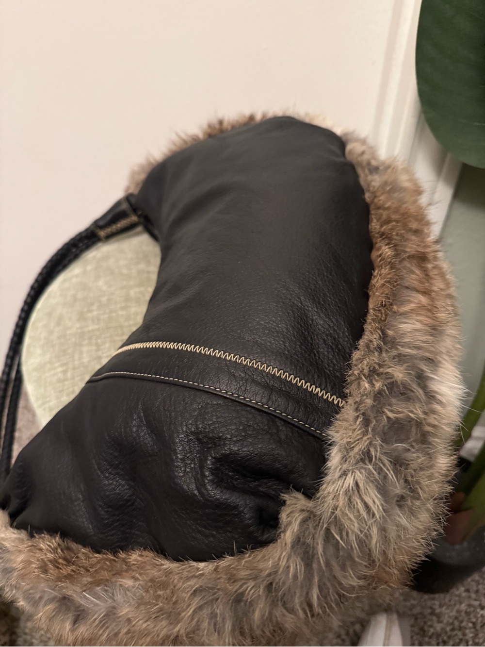 Vintage Maxx New York Black Leather Faux Fur Trim Hobo Shoulder Bag Y2K - Picture 3 of 7